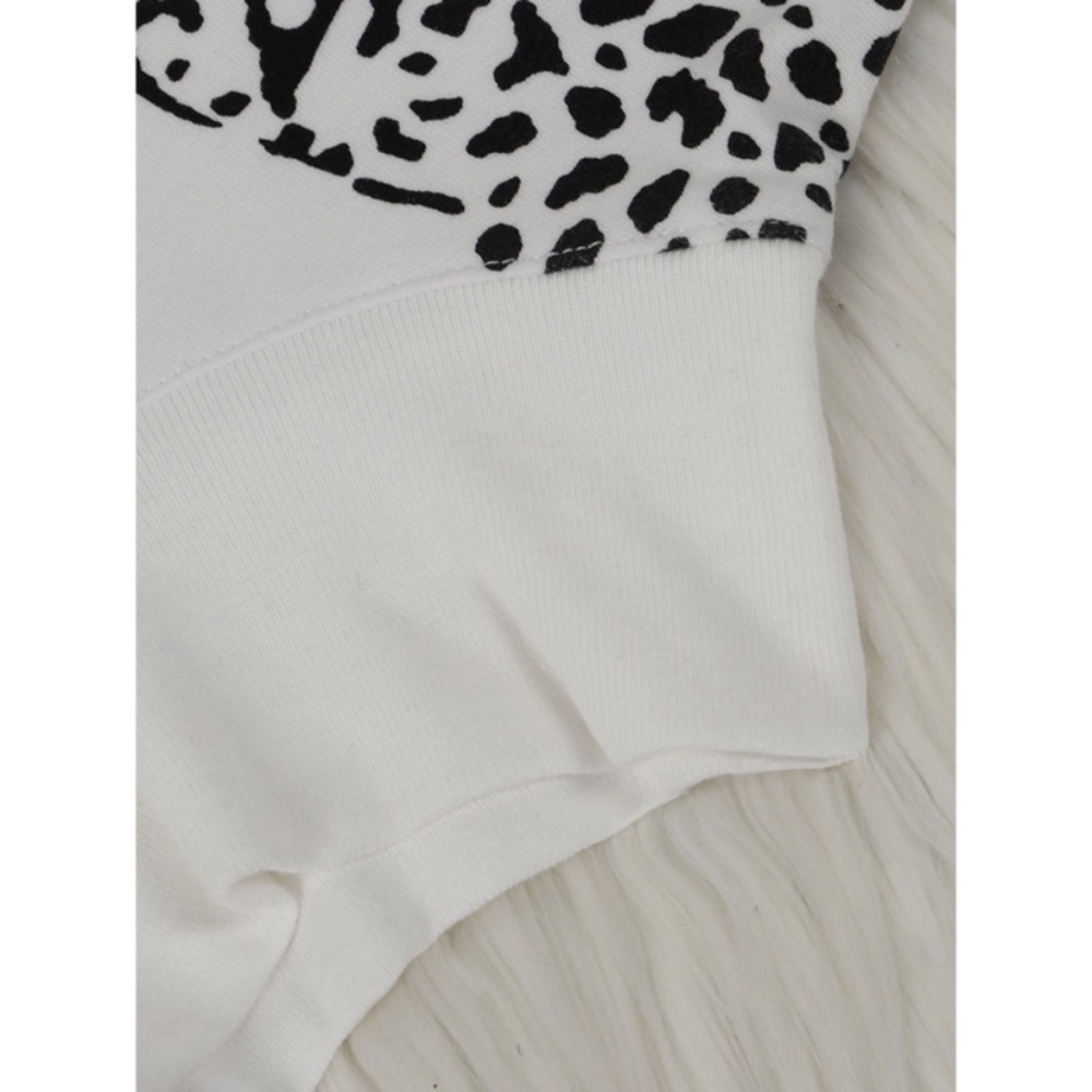 NWT Boutique Leopard Design Sweatshirt - Picture 5 of 5